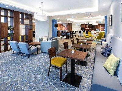 Hotel Hampton By Hilton Oliwa Gdansk